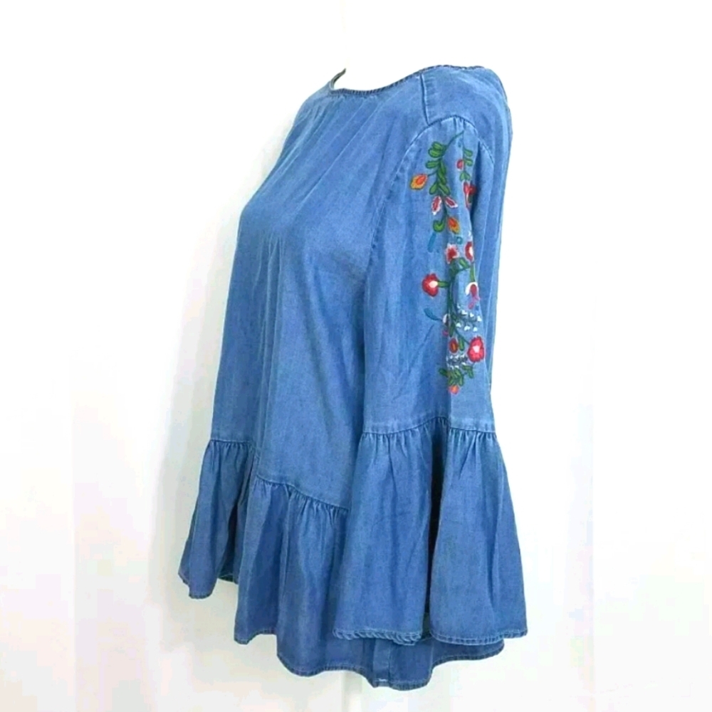 Beach Lunch Lounge Chambray Embroidered Peplum M - Picture 2 of 7